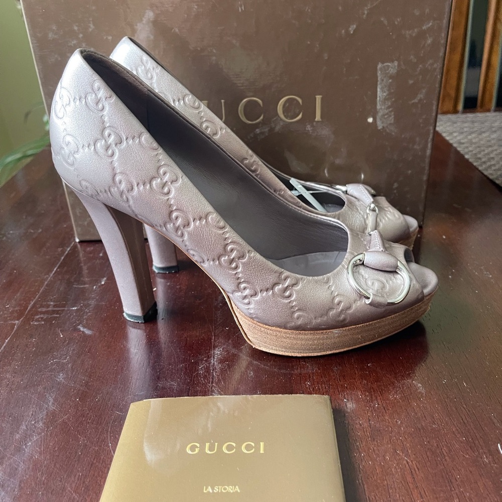 Gucci Guccissima Soft Rose Dragea Leather Open Toe Pumps size 37.5